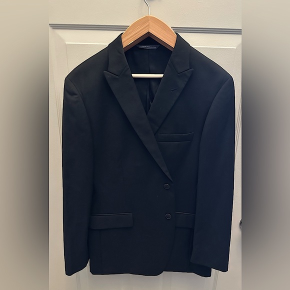 Black suit made at Men’s Wearhouse. - Picture 1 of 2